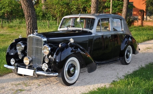 Noleggio Bentley R Type